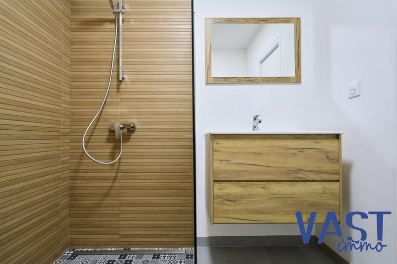 Maison - 111 m² - 5 pièces