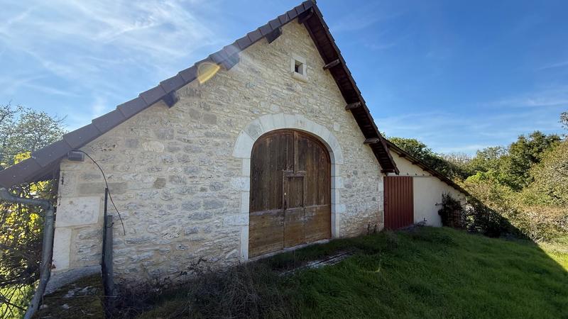 Maison - 207 m² - 1 pièce