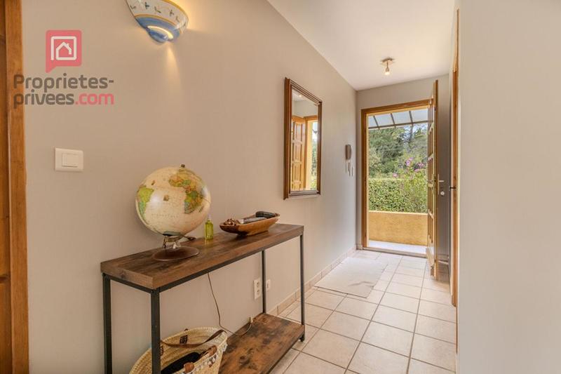 Maison - 160 m² - 8 pièces