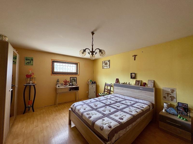 Maison traditionnelle - 120 m² - 5 pièces