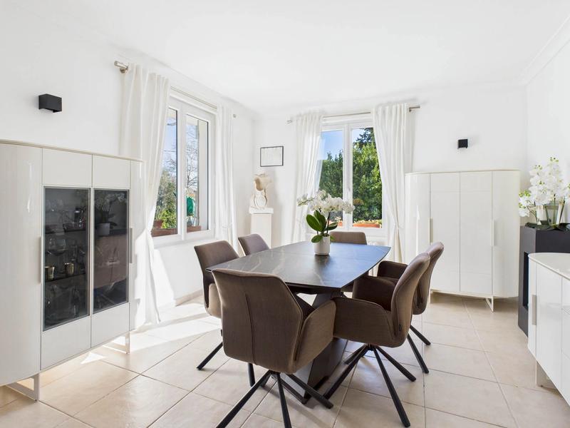 Villa - 167 m² - 7 pièces