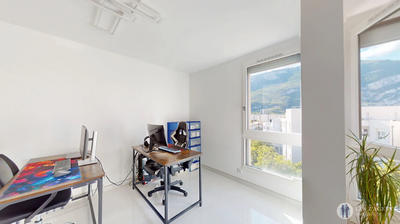 Appartement - 115 m² - 5 pièces