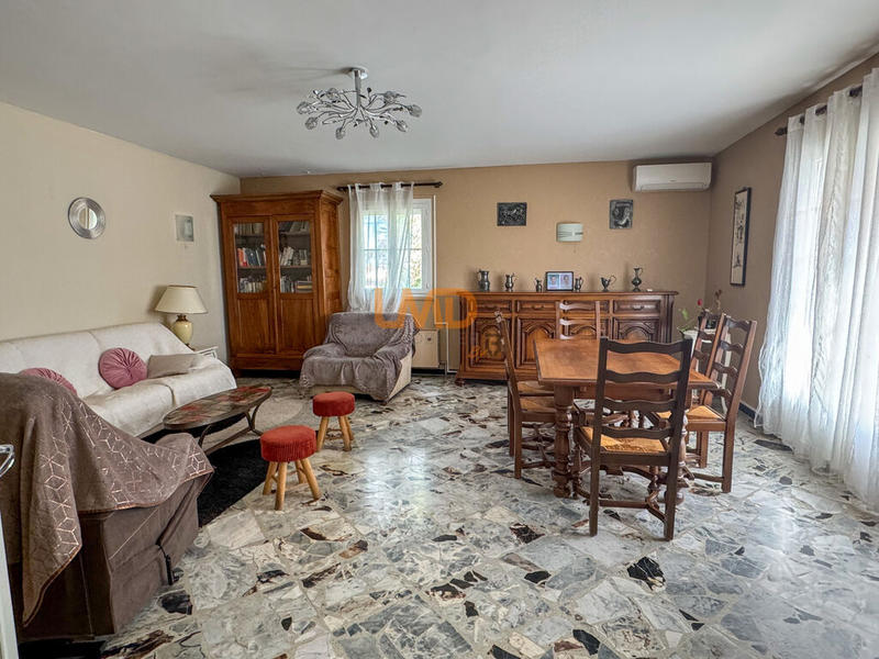 Maison - 185 m² - 6 pièces