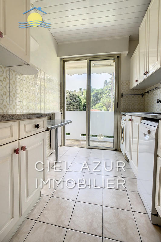 Appartement - 81 m² - 3 pièces