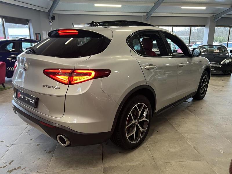 Alfa Romeo Stelvio 2.2 d - 210cv Bva Sport Edition Q4 / Garantie 12 Mois