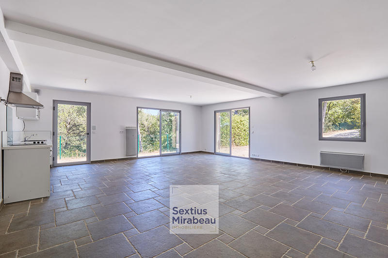 Appartement - 121 m² - 5 pièces