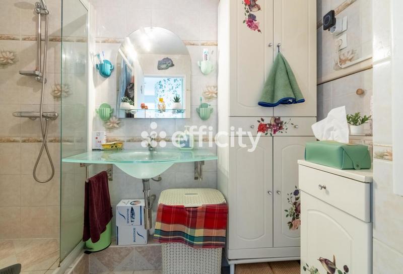 Appartement - 102 m² - 5 pièces