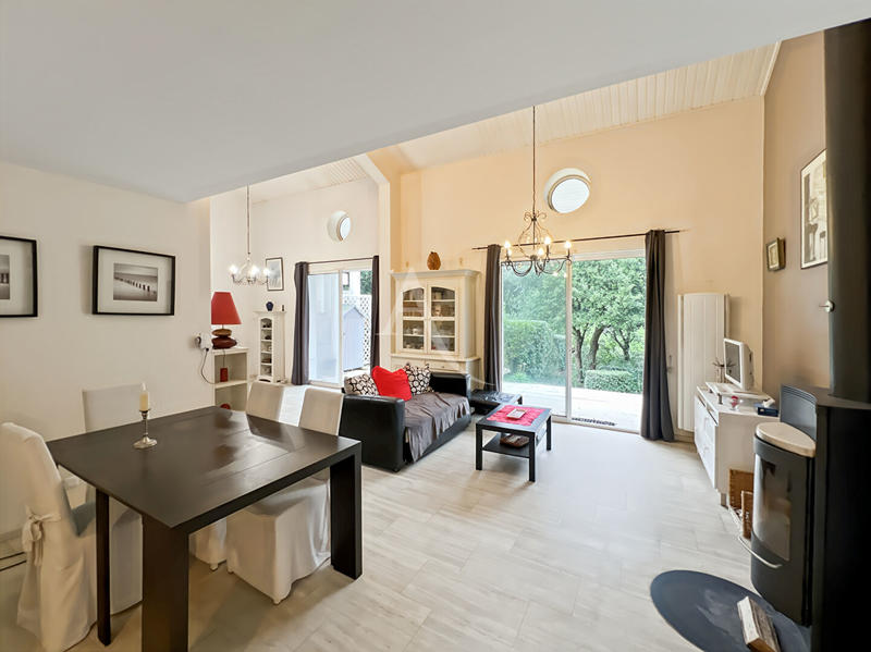 Appartement - 134 m² - 6 pièces