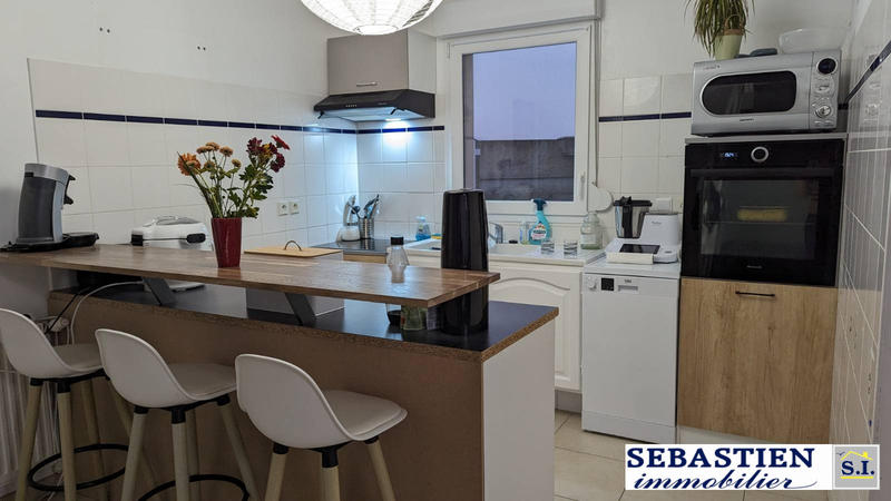 Maison - 121 m² - 6 pièces