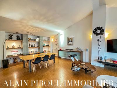 Maison traditionnelle - 153 m² - 6 pièces