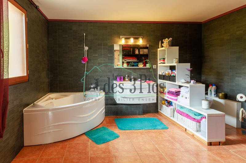 Maison - 141 m² - 4 pièces