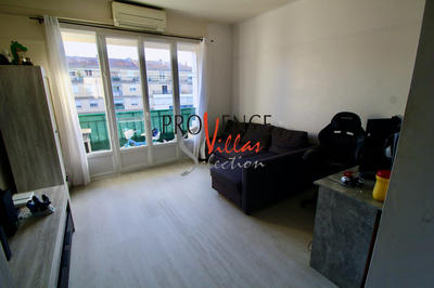 Appartement - 65 m² - 4 pièces