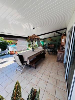 Maison jumelée - 66 m² - 3 pièces