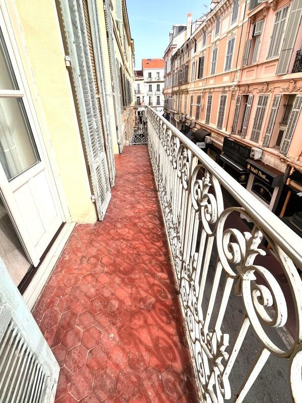 Appartement - 93 m² - 3 pièces