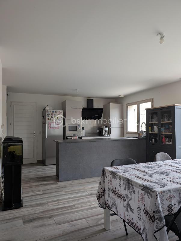 Maison - 101 m² - 5 pièces