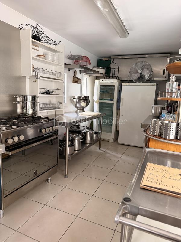 Villa - 202 m² - 10 pièces