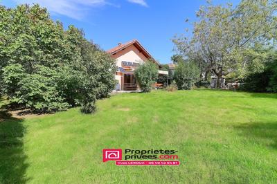 Maison - 104 m² - 5 pièces