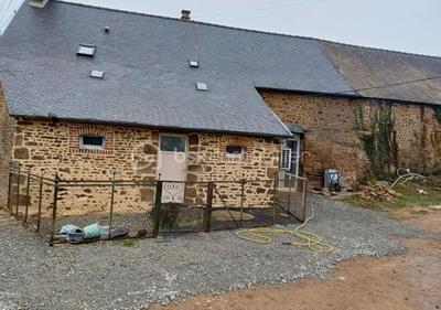 Maison - 110 m² - 4 pièces