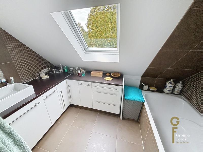 Maison - 120 m² - 6 pièces