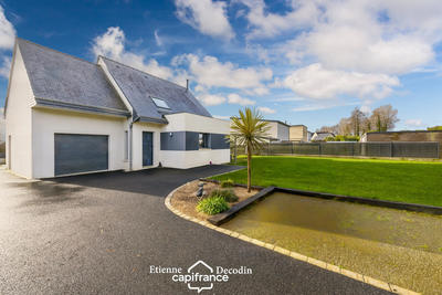 Maison - 101 m² - 5 pièces