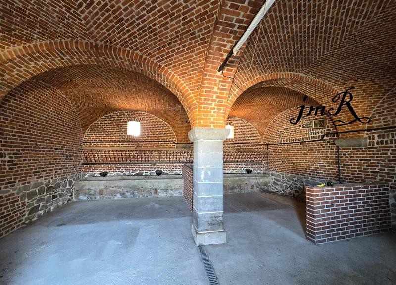 Maison - 180 m² - 10 pièces