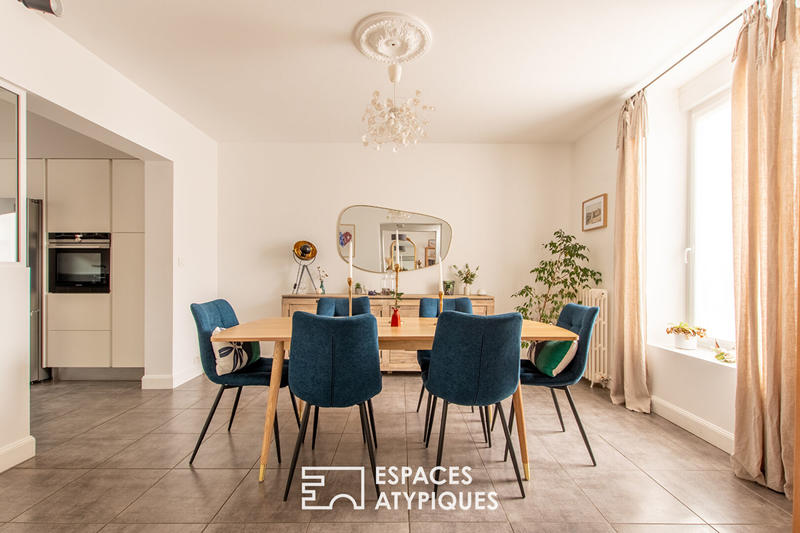 Maison - 201 m² - 9 pièces