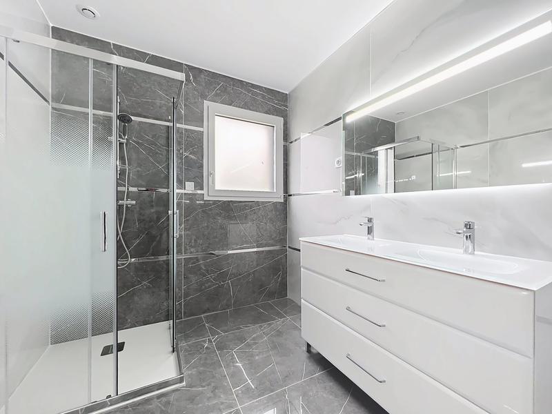 Maison contemporaine - 145 m² - 5 pièces