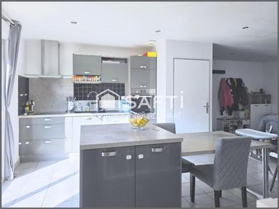 Maison - 87 m² - 4 pièces