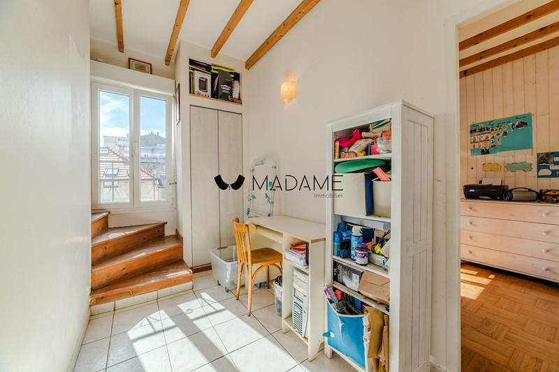 Maison - 110 m² - 5 pièces