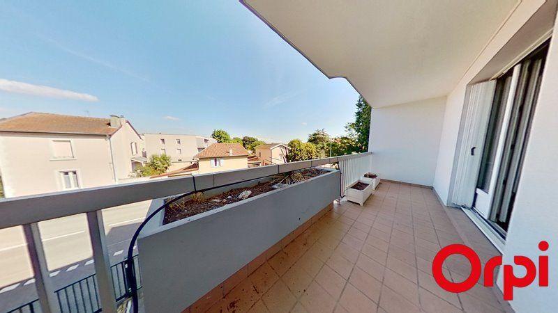 Appartement - 83 m² - 4 pièces