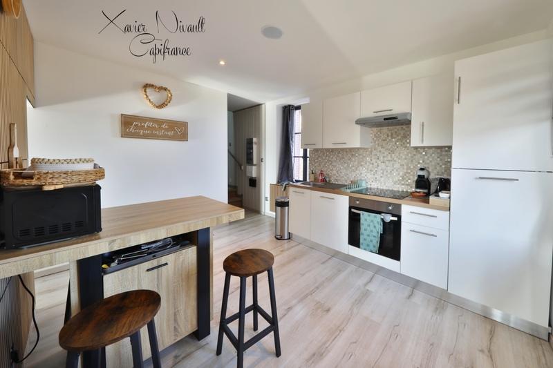 Maison - 394 m² - 9 pièces