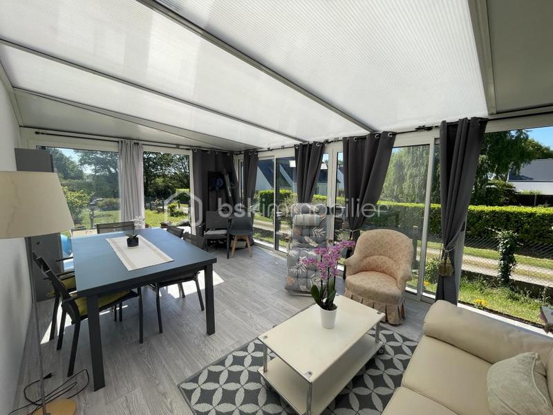 Maison traditionnelle - 175 m² - 8 pièces