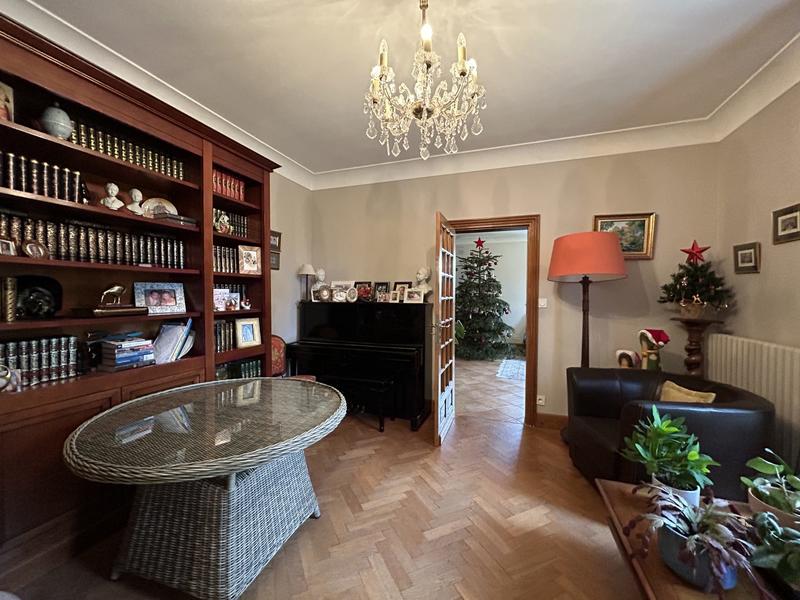 Maison - 197 m² - 6 pièces