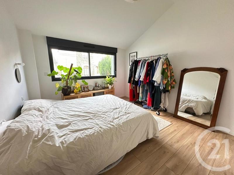 Maison - 107 m² - 6 pièces