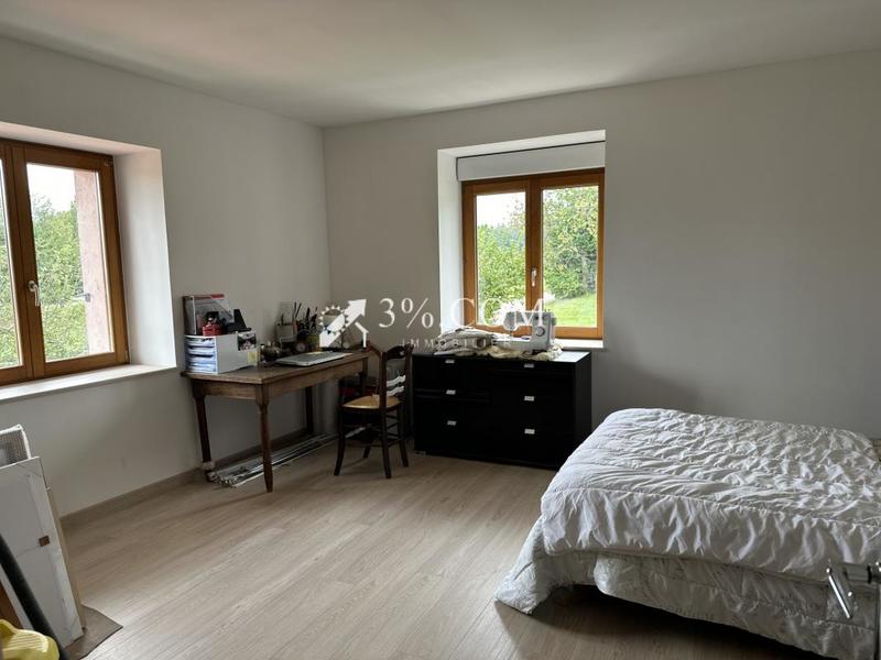 Maison - 211 m² - 6 pièces