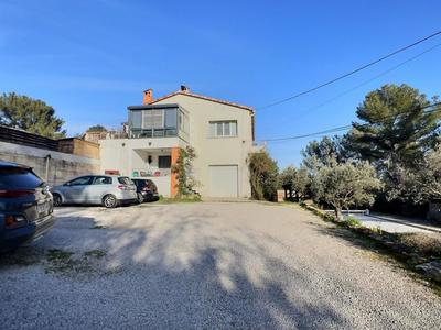 Maison de ville - 70 m² - 3 pièces