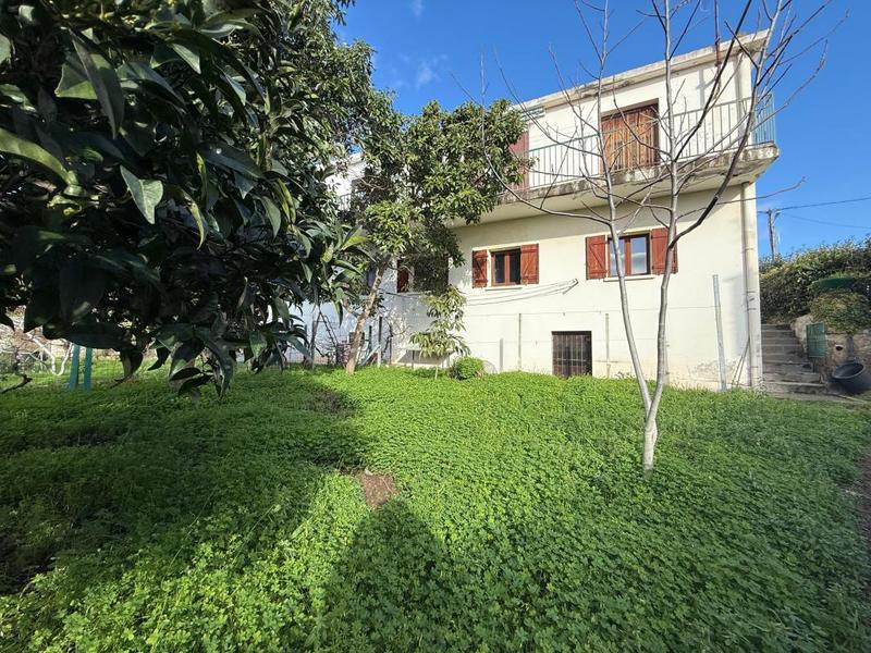 Appartement - 79 m² - 3 pièces