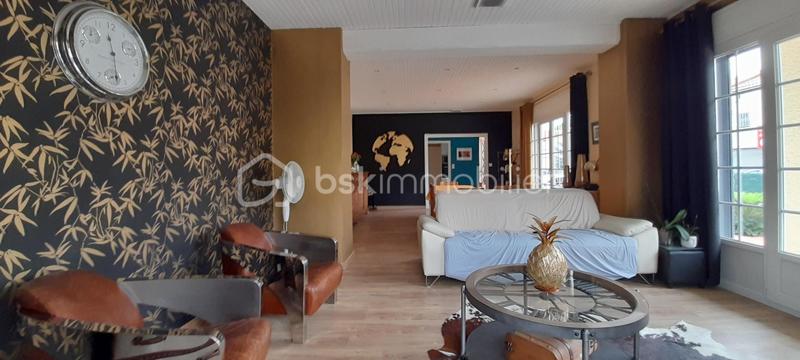 Maison traditionnelle - 125 m² - 4 pièces