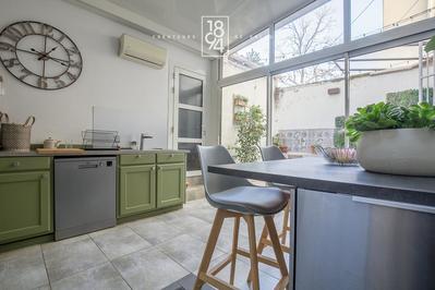 Appartement - 160 m² - 5 pièces