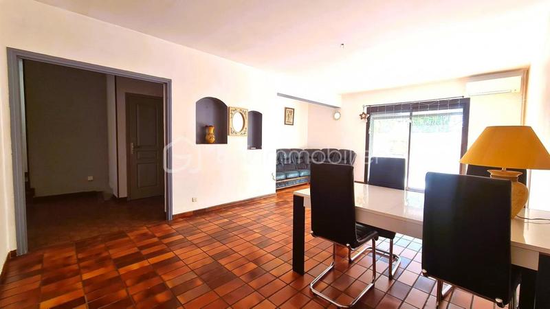 Maison traditionnelle - 135 m² - 6 pièces