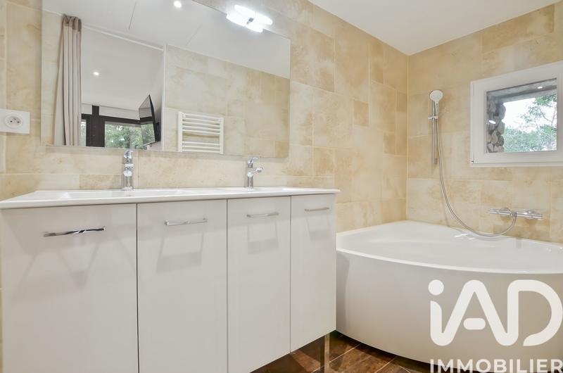 Maison - 131 m² - 5 pièces