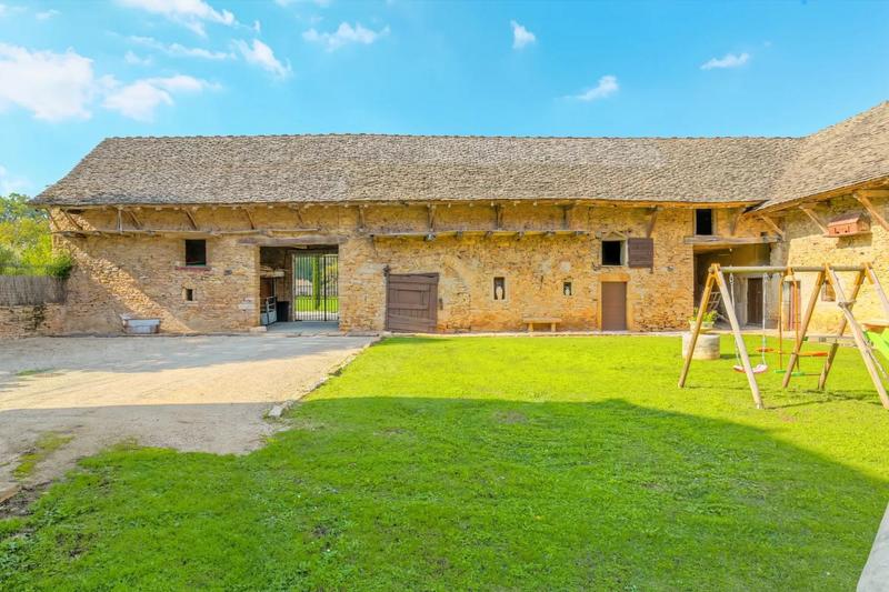 Maison - 340 m² - 10 pièces