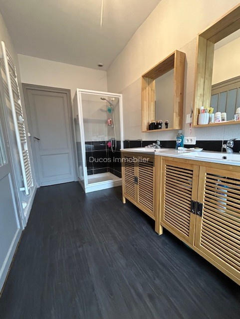 Appartement - 235 m² - 6 pièces