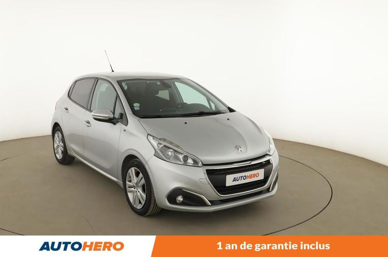 Peugeot 208 1.6 Blue-HDi Style 5p 100 ch