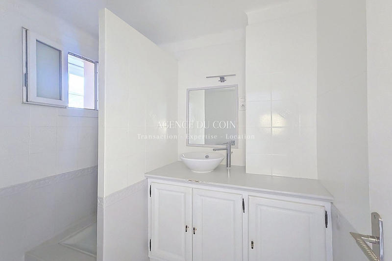 Appartement - 105 m² - 5 pièces