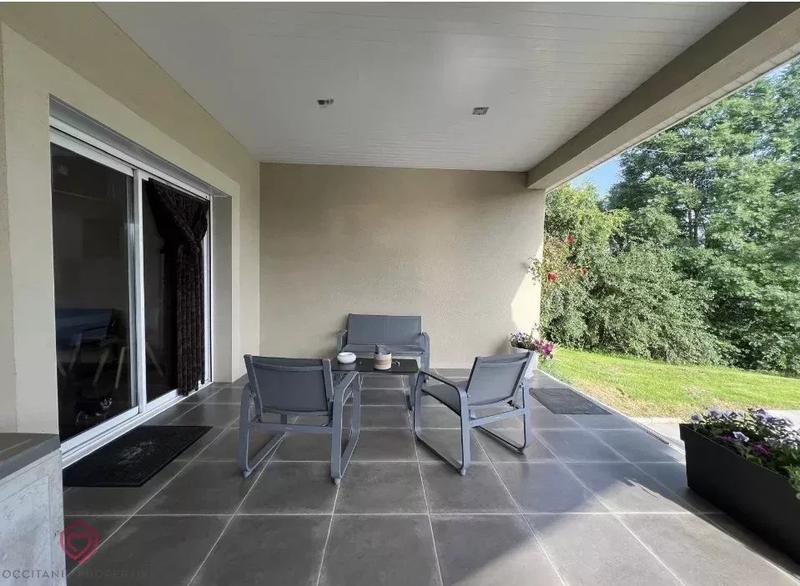 Villa - 184 m² - 6 pièces