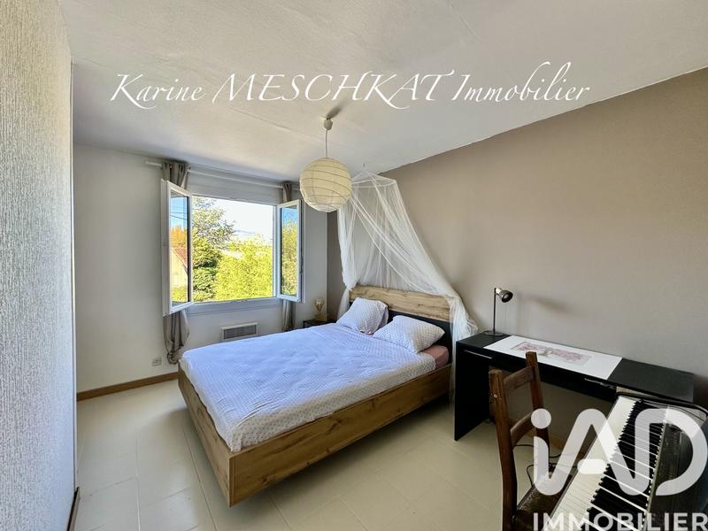 Maison - 135 m² - 6 pièces