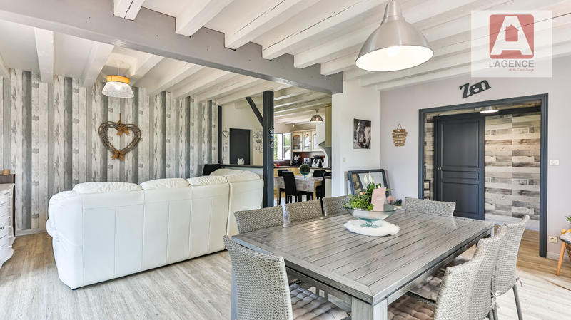 Maison - 183 m² - 7 pièces