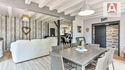 Maison - 183 m² - 7 pièces