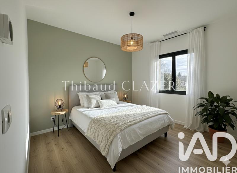 Maison - 96 m² - 5 pièces